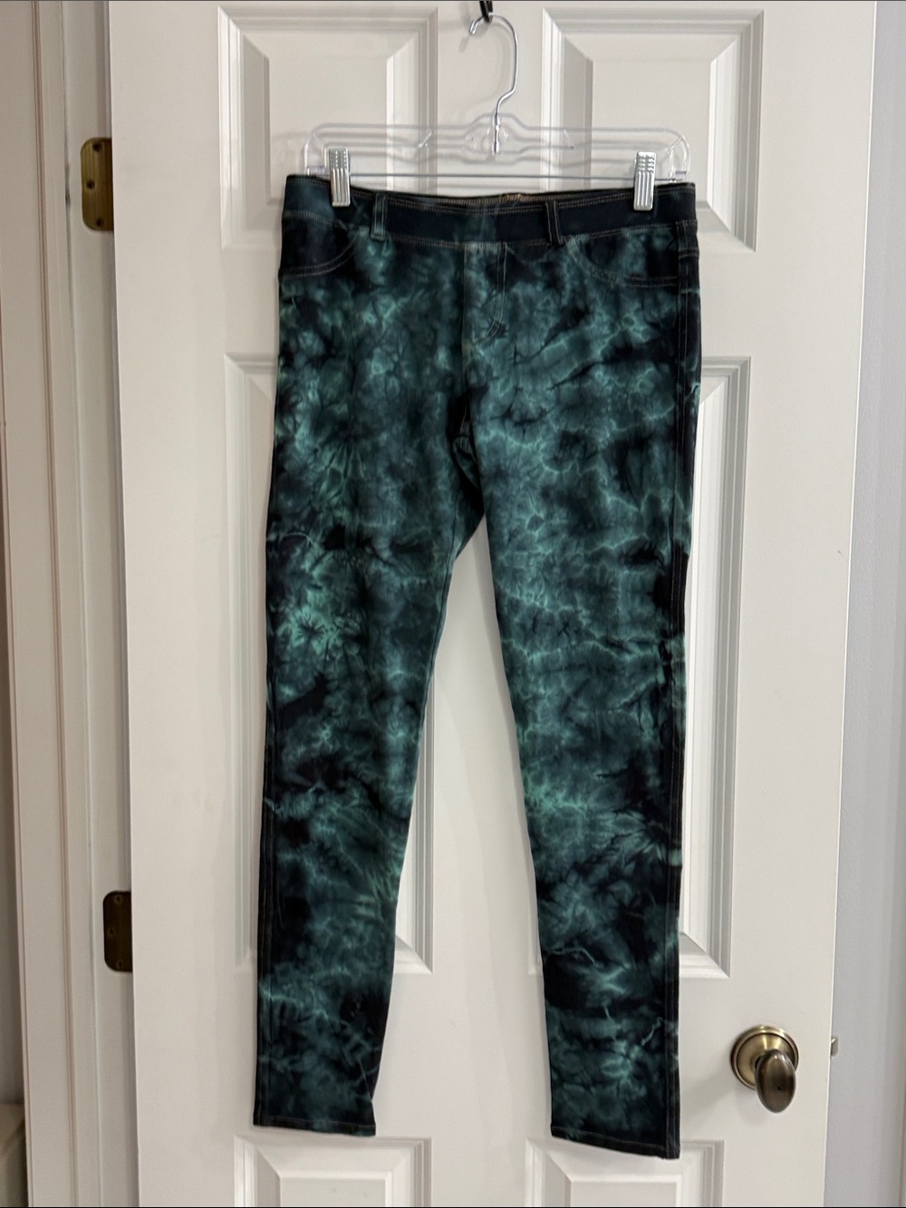 Hard Tail Tie-Dye Leggings in Teal and Black NWOT